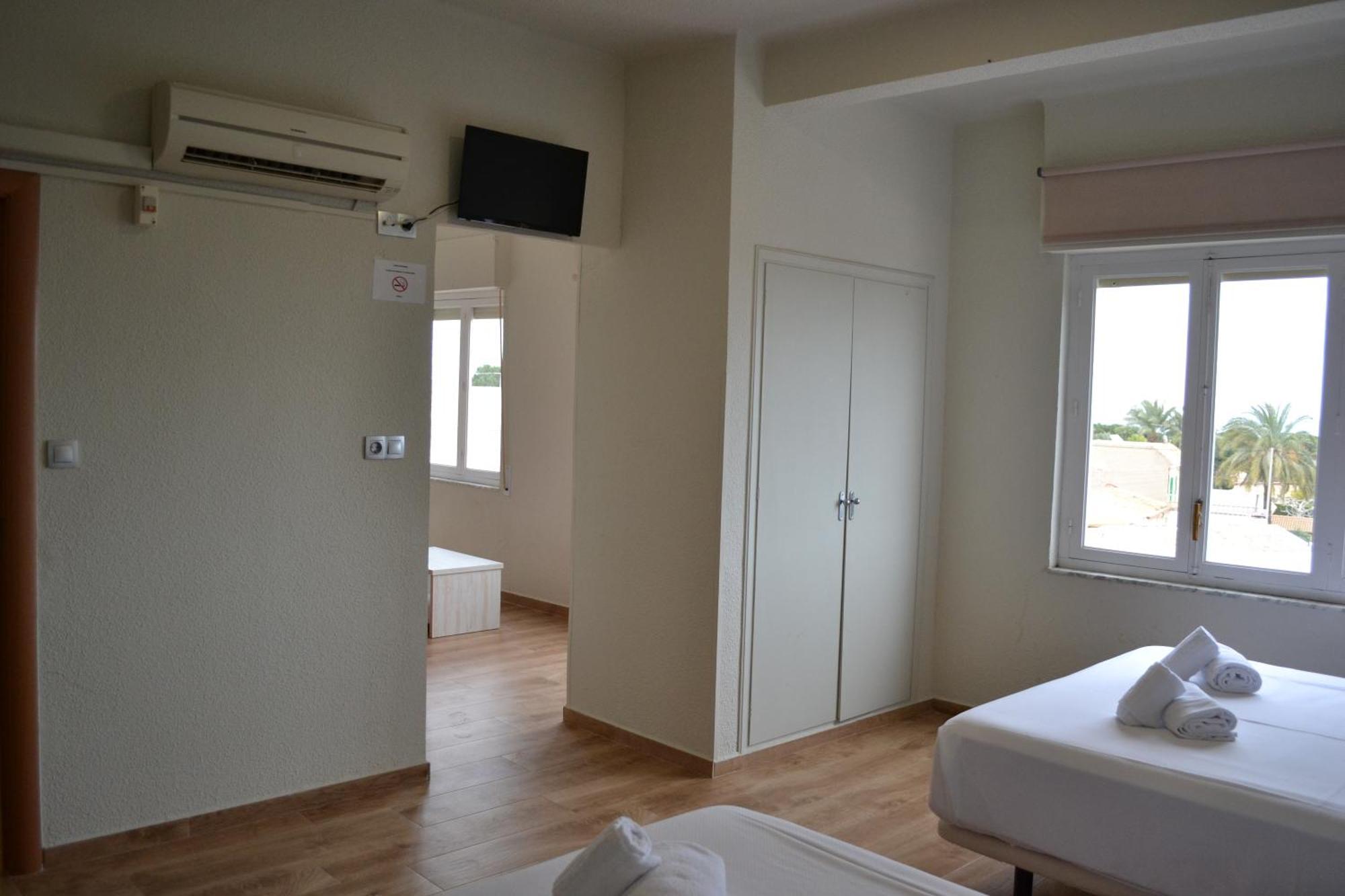 Bennington Hotel *